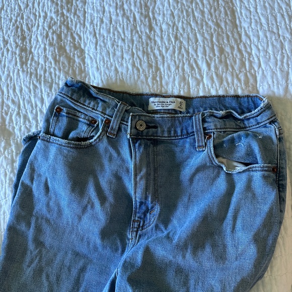 Abercrombie and Fitch jeans - Picture 2 of 3